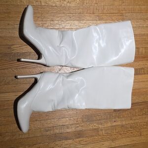 Fashion Nova Elegant White/Cream Women's Boots